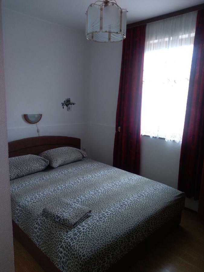 Apartman Edin Umag Buitenkant foto