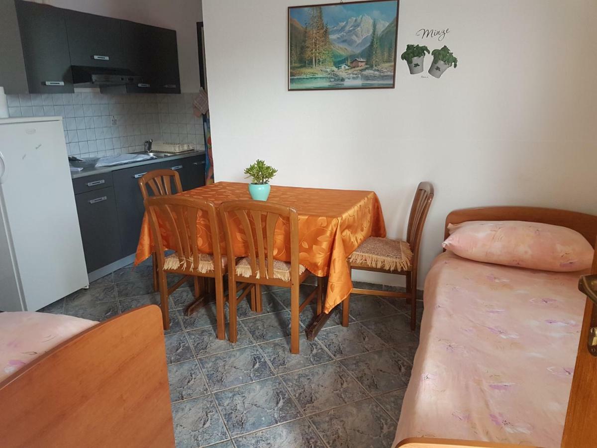 Apartman Edin Umag Buitenkant foto